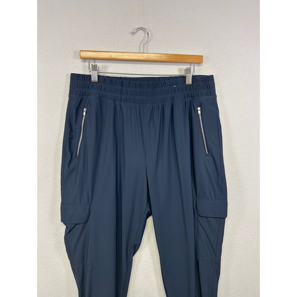 Old Navy Gorpcore Athleisure Womens L Petite Navy Blue SleekTech Cargo Joggers - Picture 8 of 10
